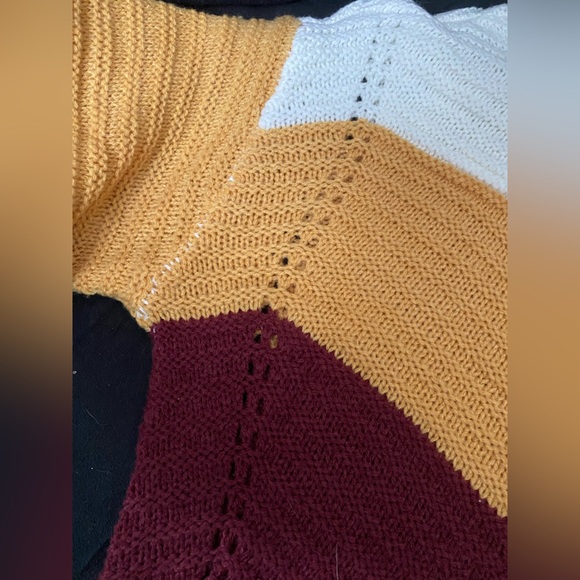 Luv link cropped sweater size medium - Picture 12 of 12